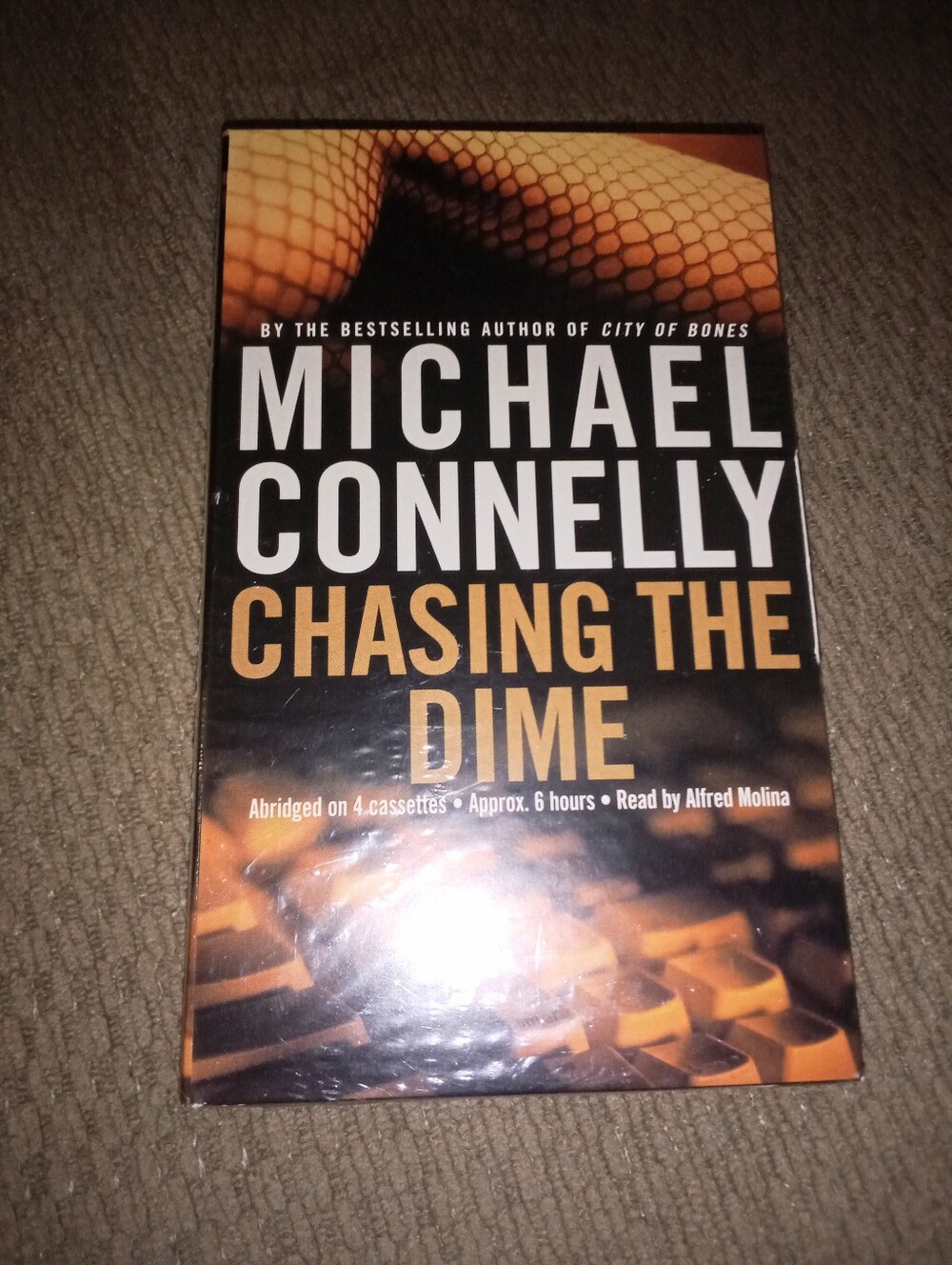 New Sealed Audiobook Cassettes "Chasing the Dime" by Michael Connelly 2002